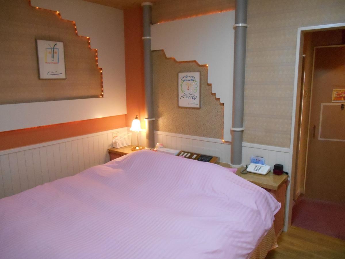 Hotel Ayabe Aine (Adults Only) Kurotanicho Bagian luar foto